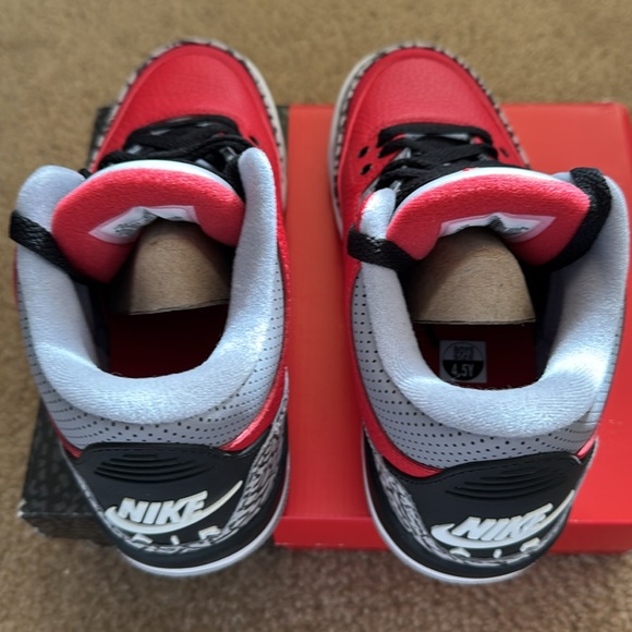 NWOT Air Jordan 3 Retro. Offers welcomed. - Picture 12 of 14
